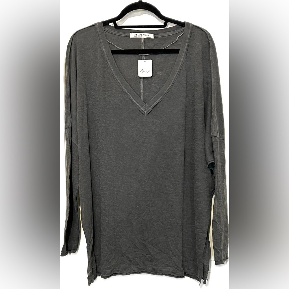 We the Free On My Mind V-Neck Shirt, Black but looks a dark Gray, Size Medium - Picture 2 of 10